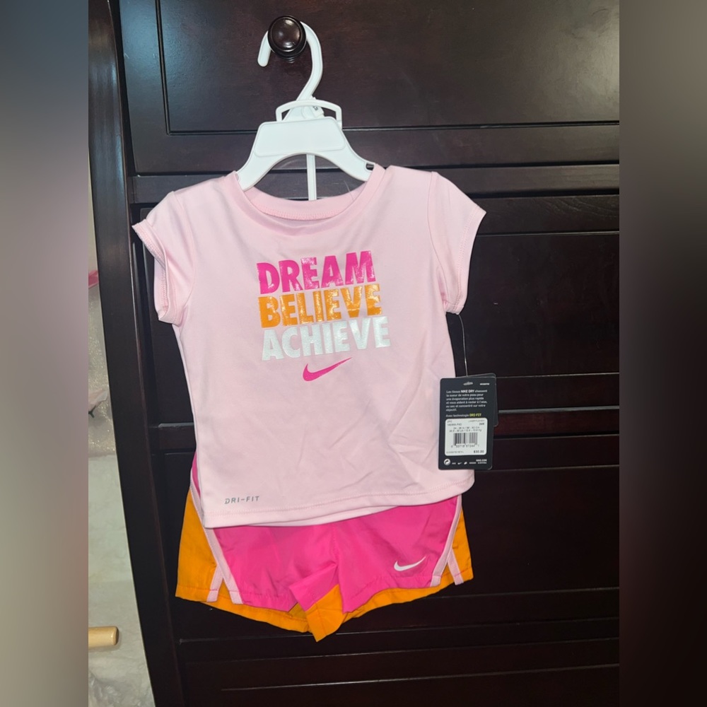 Nike 2 piece short set toddler